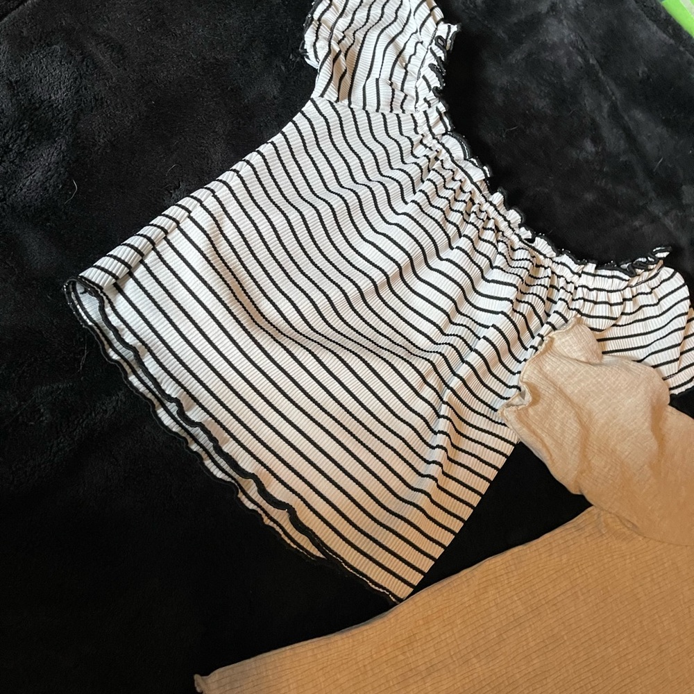 Cropped top bundle - Picture 4 of 4